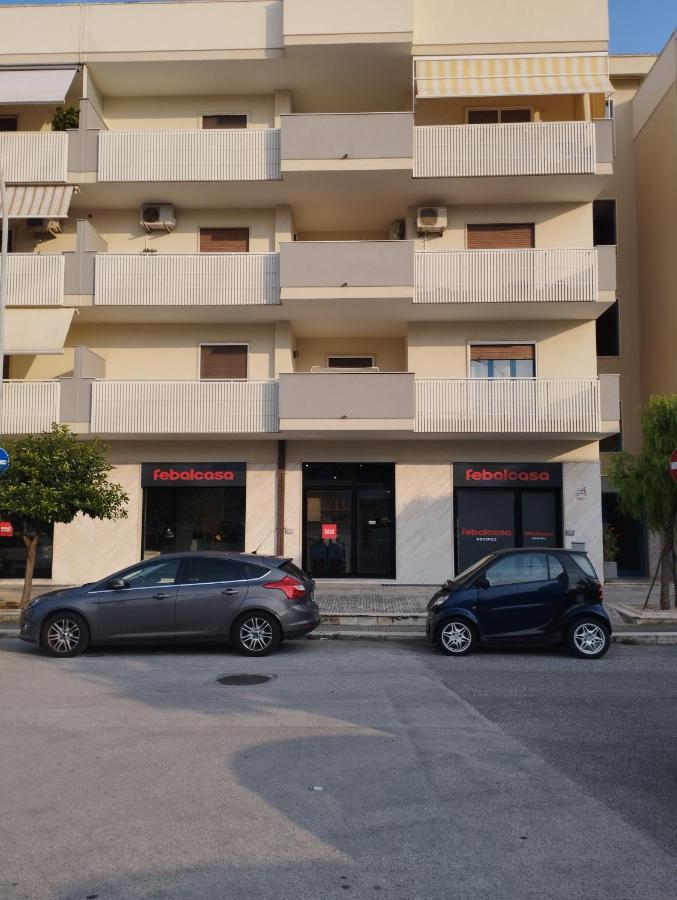 Da Luigi Locazioni Brevi Turistiche Panzió Monopoli Kültér fotó